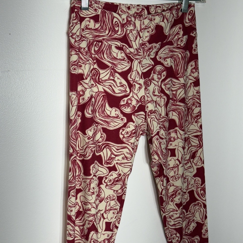 Lularoe Disney Princess Legging Burgundy Pink Beige OS Snow White Belle Rapunzel - Picture 3 of 7